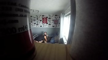 I fuck a local Escort bareback im my room