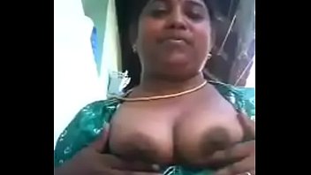 VID-20180624-PV0001-Vikravandi (IT) Tamil 37 yrs old married hot and sexy housewife aunty Mrs. Eswari showing her boobs sex porn video-2