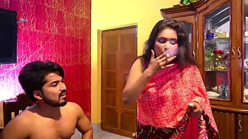 Sexy Beautiful Hot Indian Girl Seduces and Fucks Lucky Guy - Hot SENSATIONAL XXX VIDEO !!