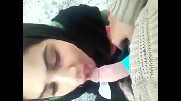 Real Pakistani Girl Blowjob