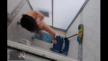 Malaysia sister masturbate while bath voyeur