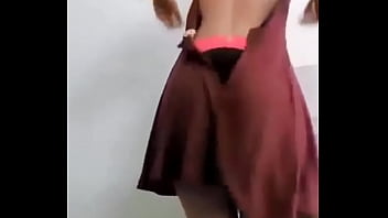 Mamita Ashley Alban moviendo el culo
